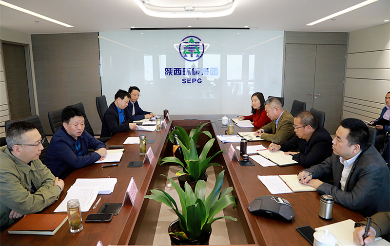 熊良虎在听取水环境公司专题汇报时强调：咬定目标、坚定信心，以决战决胜姿态完成全年经营任务