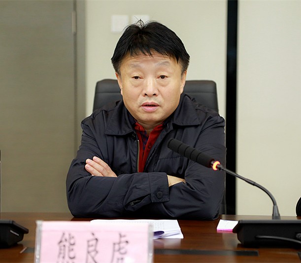 熊良虎会见富平县县长张海乾 熊良虎会见富平县县长张海乾