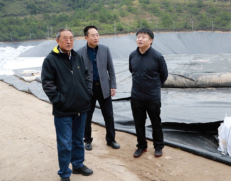 熊良虎在广西考察调研固废处置工作时指出:抢抓机遇,加快优势产业“走出去” 熊良虎在广西考察调研固废处置工作时指出:抢抓机遇,加快优势产业“走出去”