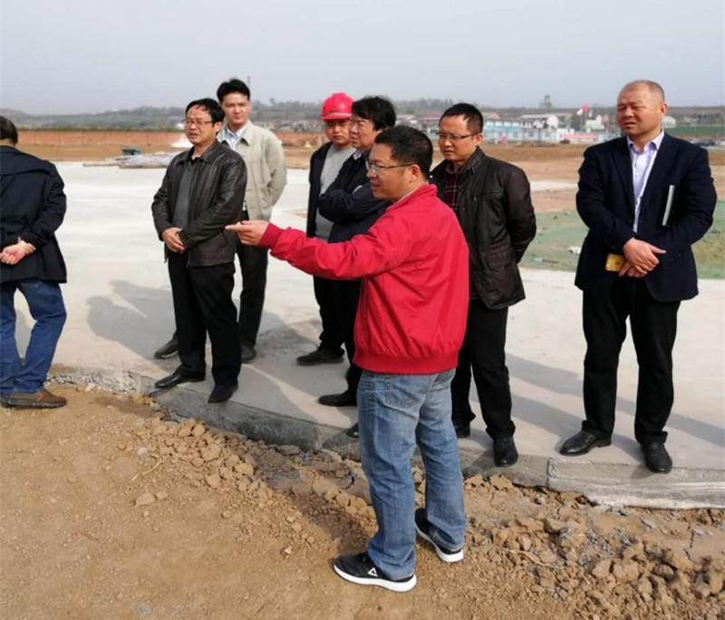 宝鸡蟠龙新区管委会主任杨明宽到水环境公司蟠龙新区污水处理厂调研