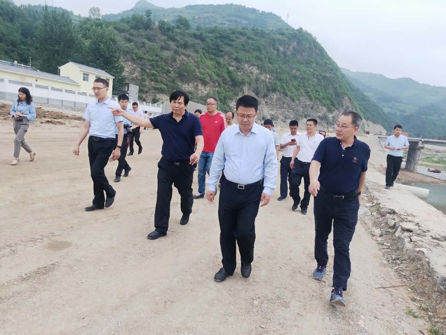 商洛市委副书记李豫琦到水环境公司户家塬污水处理厂调研