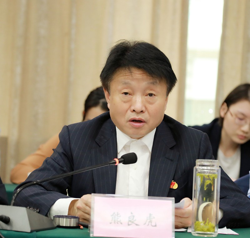 熊良虎出席2019陕西生态农业发展研讨会