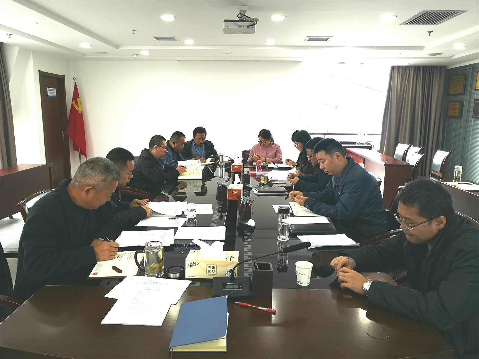 水环境公司党支部传达学习党的十九届四中全会精神 水环境公司党支部传达学习党的十九届四中全会精神