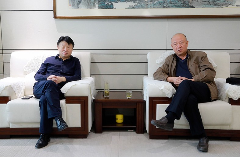 熊良虎会见裕川环境科技公司董事长刘成林 熊良虎会见裕川环境科技公司董事长刘成林