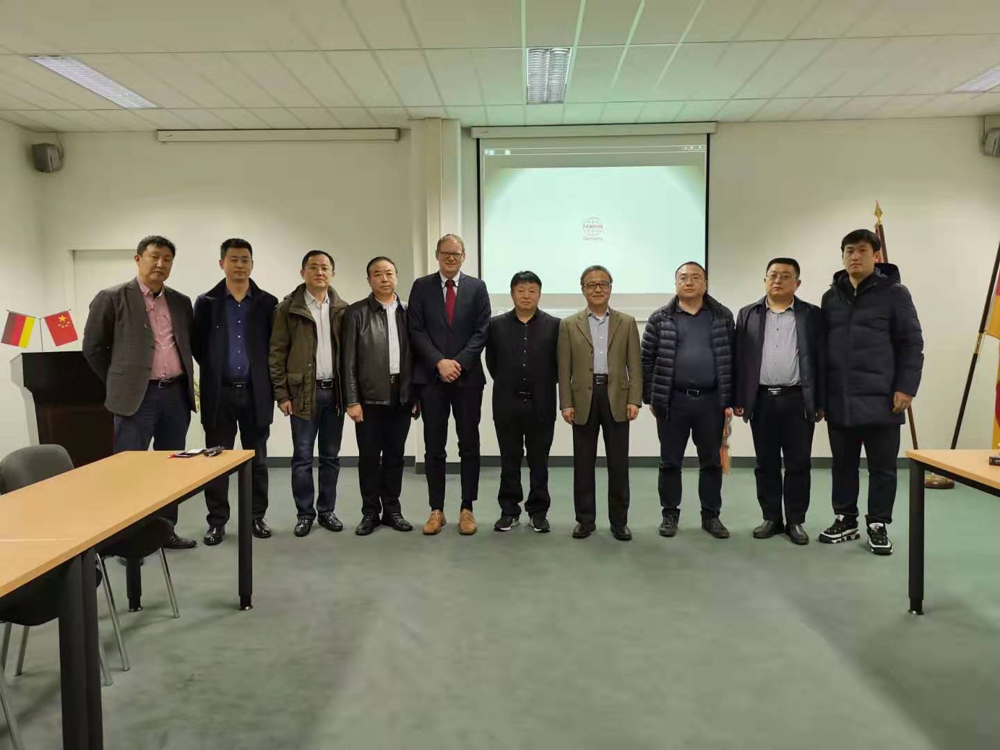 熊良虎赴德国考察矿区环境治理项目 熊良虎赴德国考察矿区环境治理项目