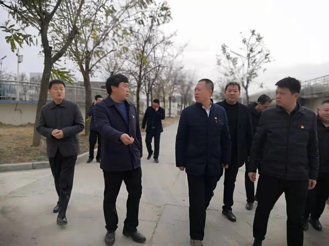 大荔县县长杜鑫到水环境公司大荔县城区污水处理厂调研 大荔县县长杜鑫到水环境公司大荔县城区污水处理厂调研