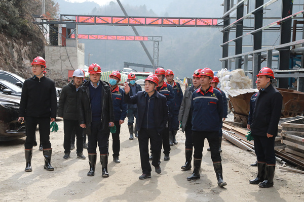 新年调研首站,熊良虎率队到了这里! 新年调研首站,熊良虎率队到了这里!
