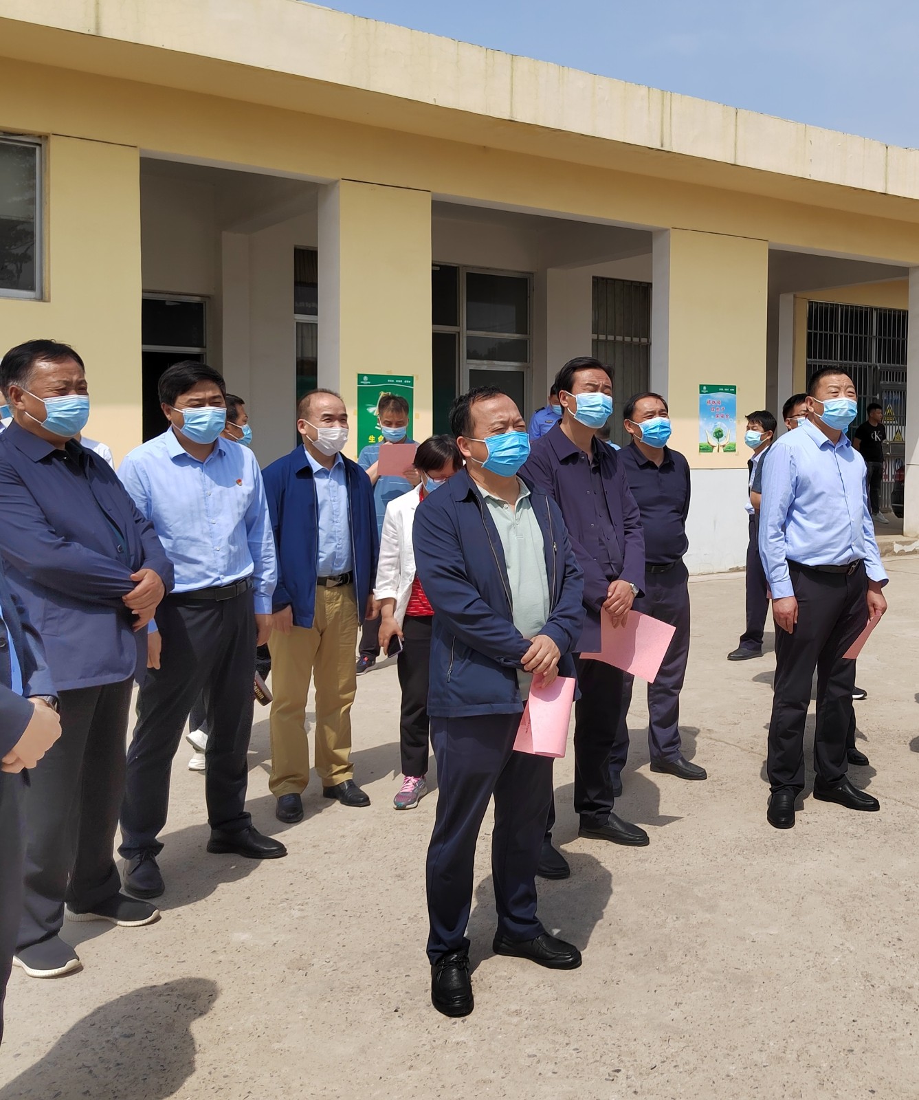 渭南市人大常委会副主任宋晓彤到水环境公司大荔县城区污水处理厂调研 渭南市人大常委会副主任宋晓彤到水环境公司大荔县城区污水处理厂调研