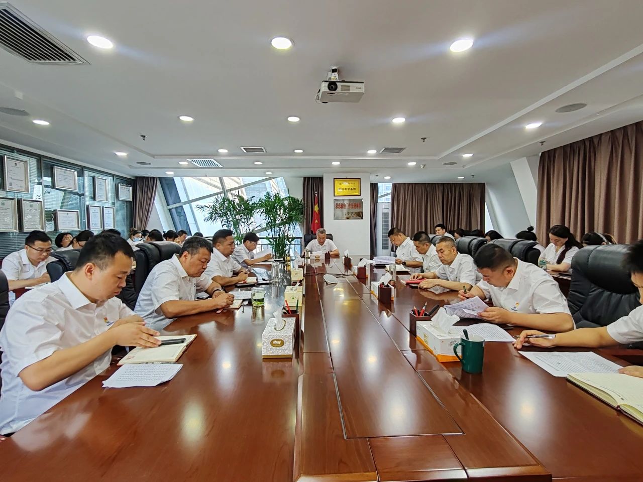 水环境公司党支部:围绕“三个坚持”推动党纪学习教育走深走实 水环境公司党支部:围绕“三个坚持”推动党纪学习教育走深走实