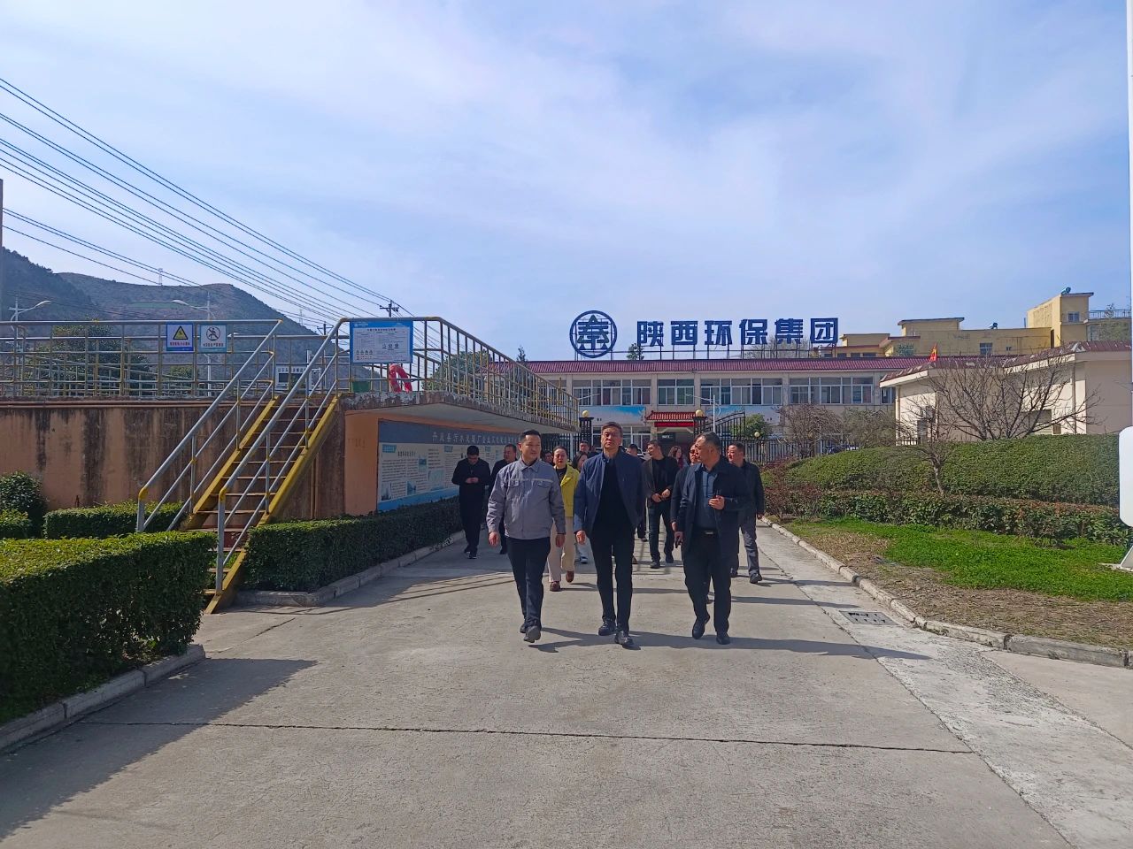 商洛市人大常委会副主任赵军到水环境公司丹凤县污水处理厂调研