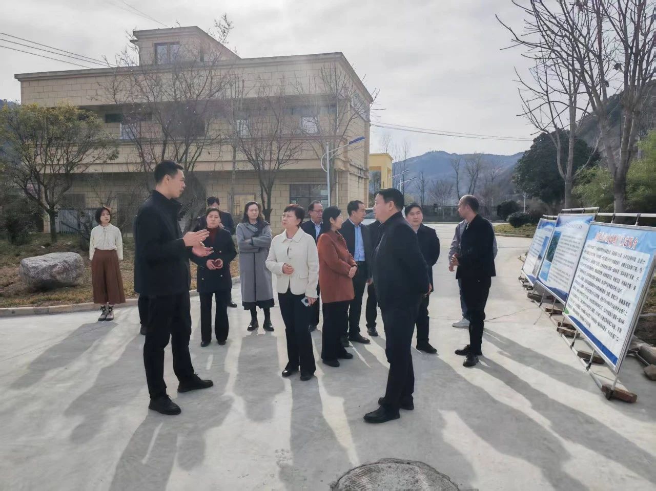 商洛市人大常委会副主任赵水利到水环境公司山阳县城污水处理厂调研 商洛市人大常委会副主任赵水利到水环境公司山阳县城污水处理厂调研
